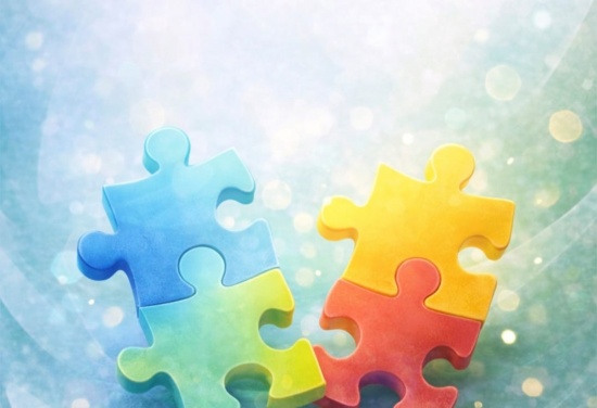 Puzzle które mają pokazywać różnorodność i złożoność spektrum autyzmu.